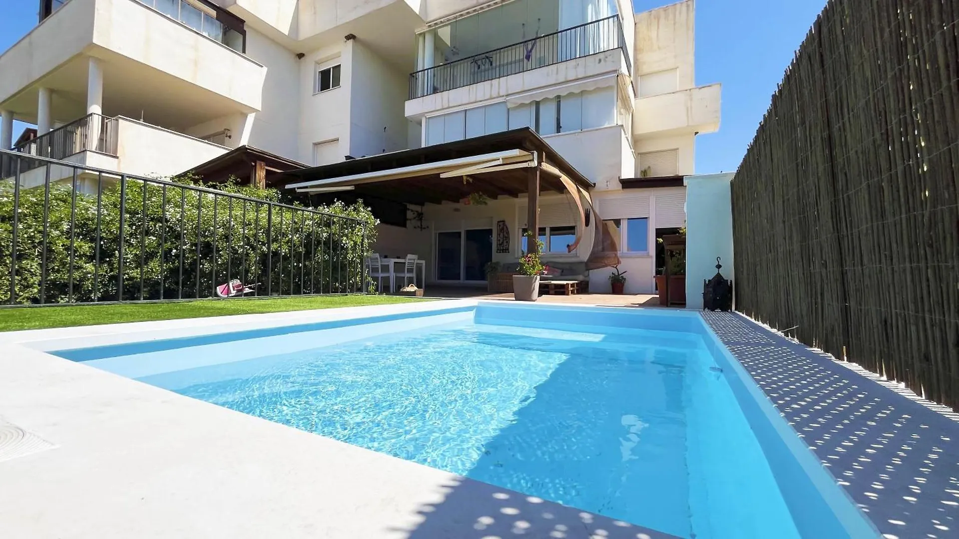 Apartmán Gran Terraza Con Vistas Al Mar Y Piscina Rincón de la Victoria